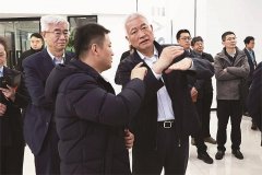 “机械化学家”通过深度